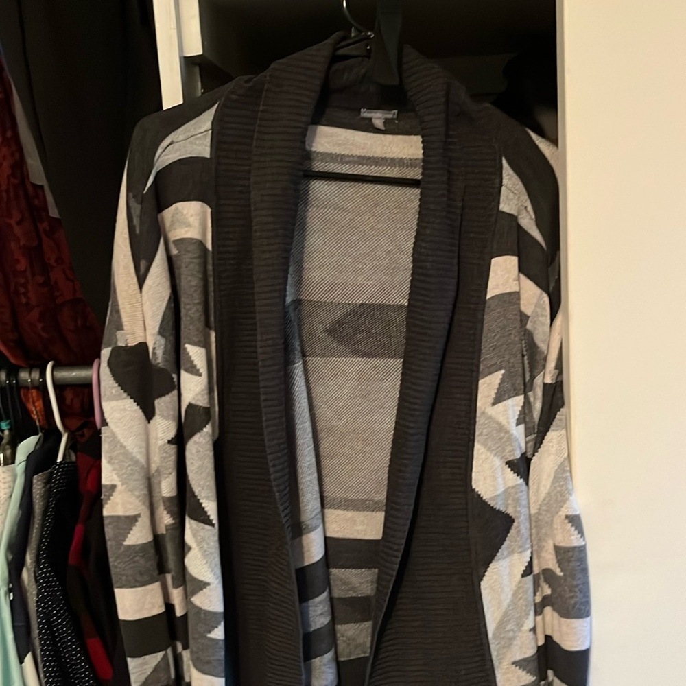 Cardigan sweater